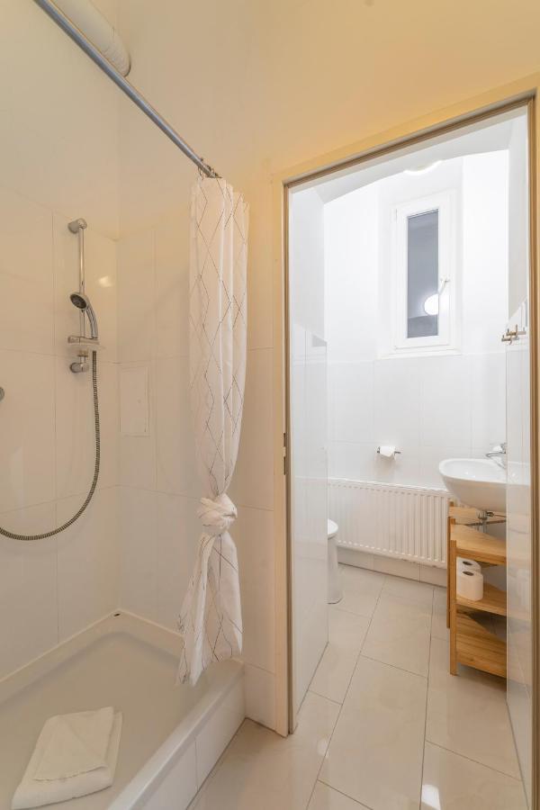 Josef'S Home I Comfort Studio I City Center Відень Екстер'єр фото